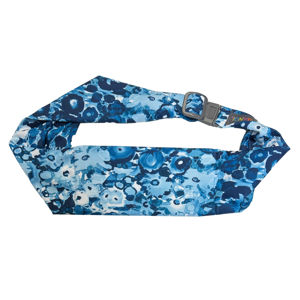 BANDI Lagoon print Pocketed Belt in blue and white floral pattern showing the front side of the belt.